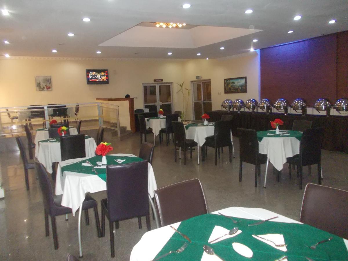 Conference Hotel & Suites Ijebu Ijebu Ode Esterno foto