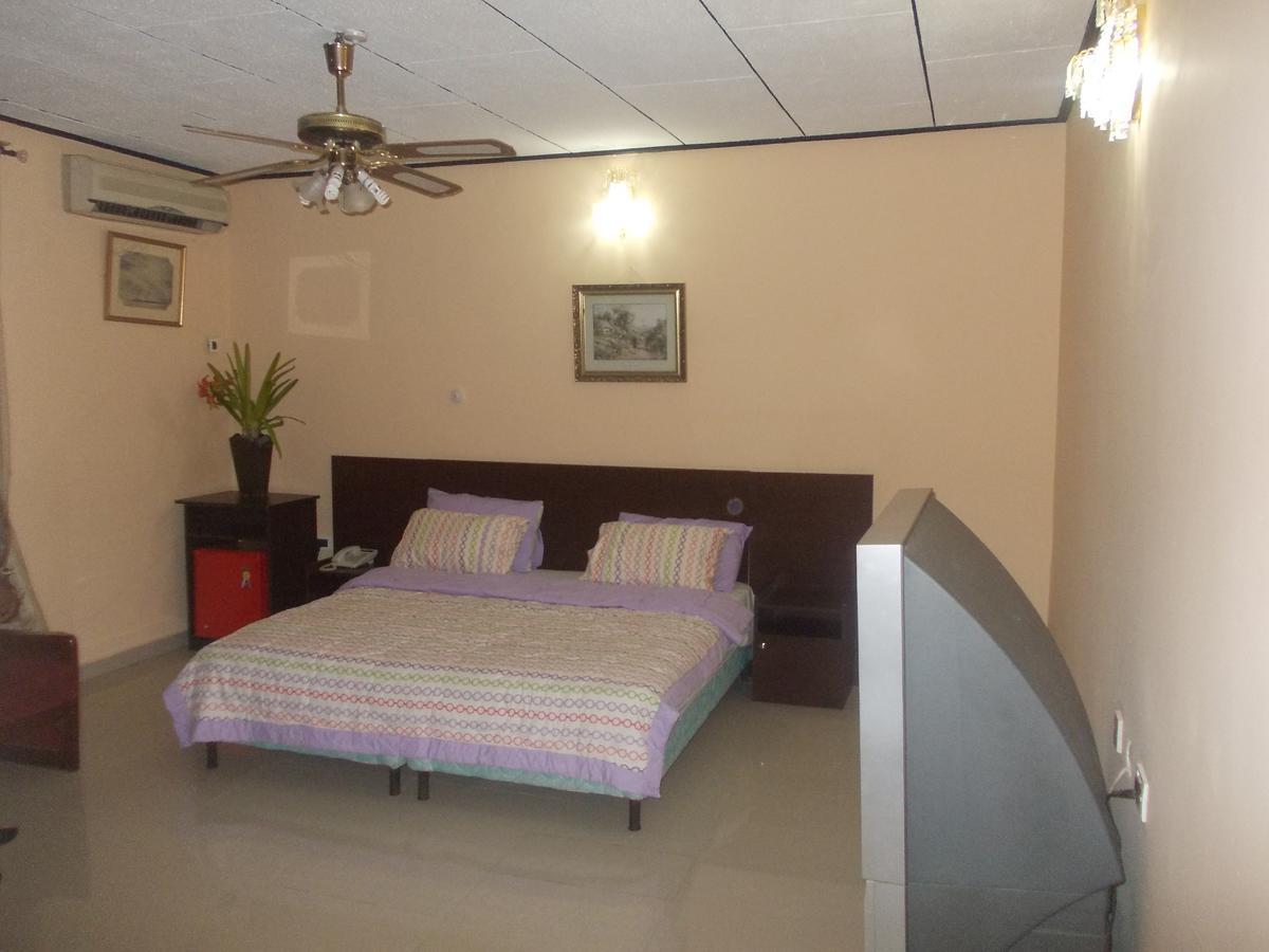 Conference Hotel & Suites Ijebu Ijebu Ode Esterno foto